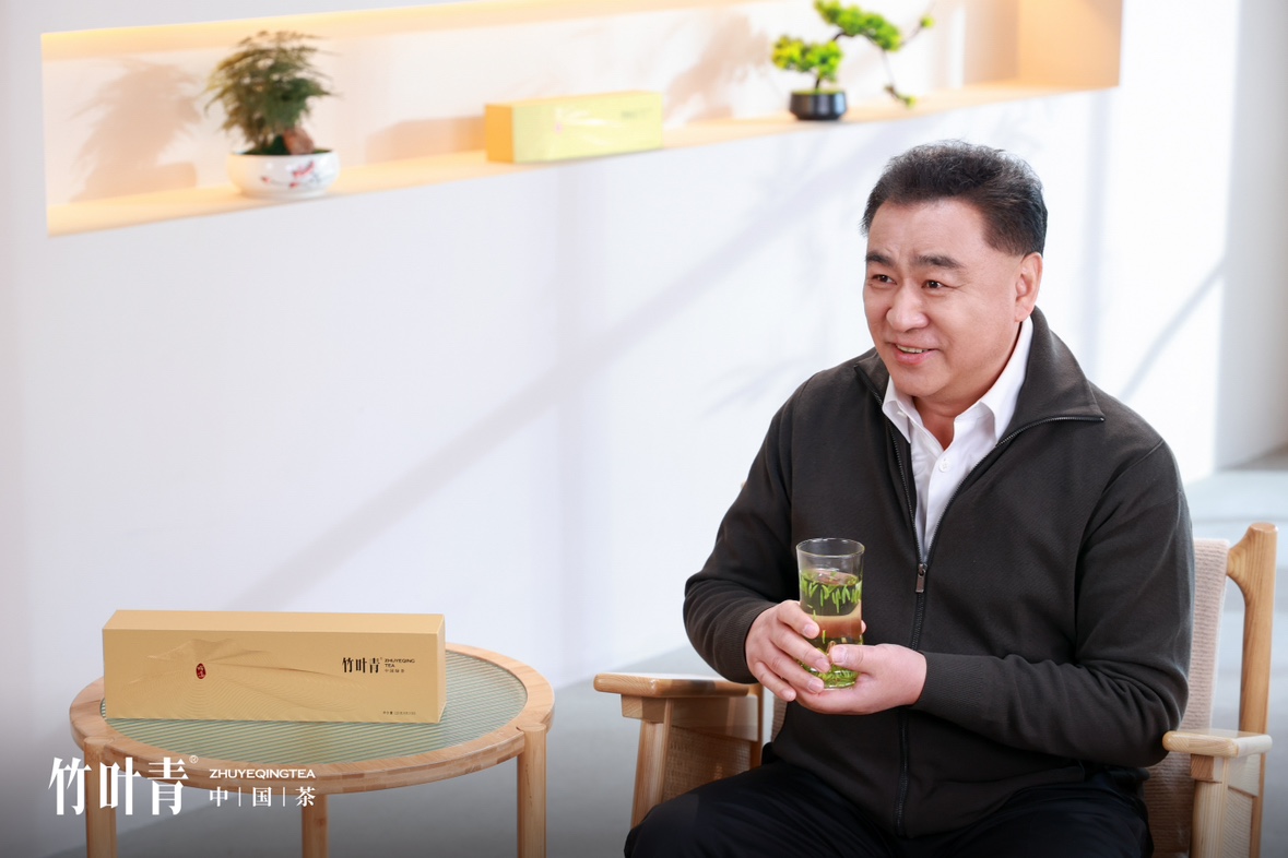 張宏民：人當(dāng)如春茶，向光，向上，向前